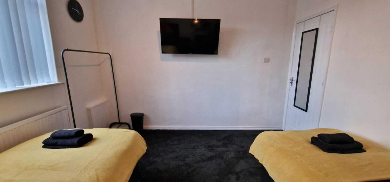 Sapphire Apartments Кардиф Екстериор снимка