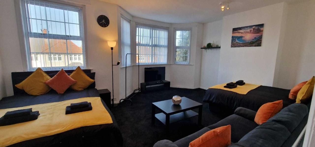 Sapphire Apartments Кардиф Екстериор снимка